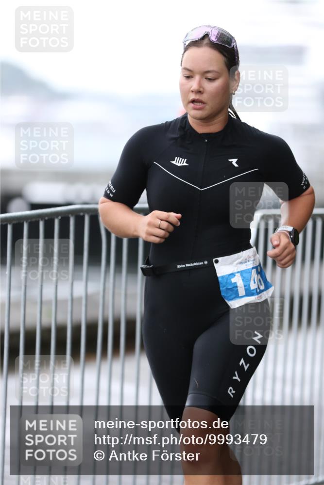 16.08.2026 - KN Förde Triathlon 2026 Antke Förster http://msf.ph/oto/9993479 16.08.2026 10:11:56 Laufen  meine-sportfotos.de