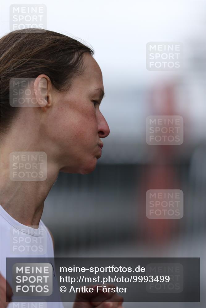 16.08.2026 - KN Förde Triathlon 2026 Antke Förster http://msf.ph/oto/9993499 16.08.2026 10:12:35 Laufen  meine-sportfotos.de