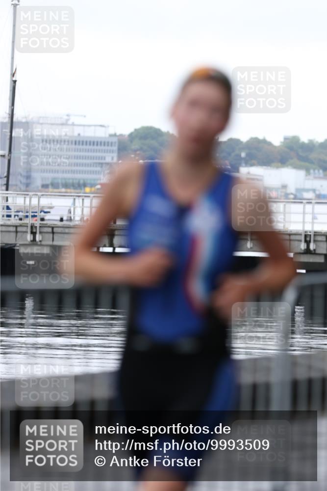 16.08.2026 - KN Förde Triathlon 2026 Antke Förster http://msf.ph/oto/9993509 16.08.2026 10:12:45 Laufen  meine-sportfotos.de