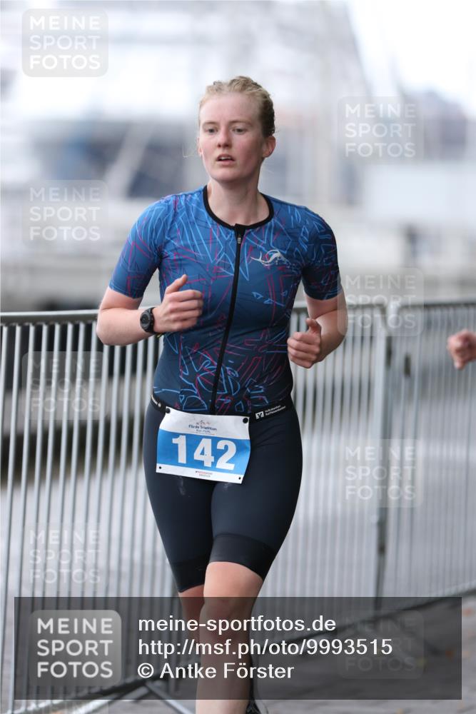 16.08.2026 - KN Förde Triathlon 2026 Antke Förster http://msf.ph/oto/9993515 16.08.2026 10:13:02 Laufen  meine-sportfotos.de