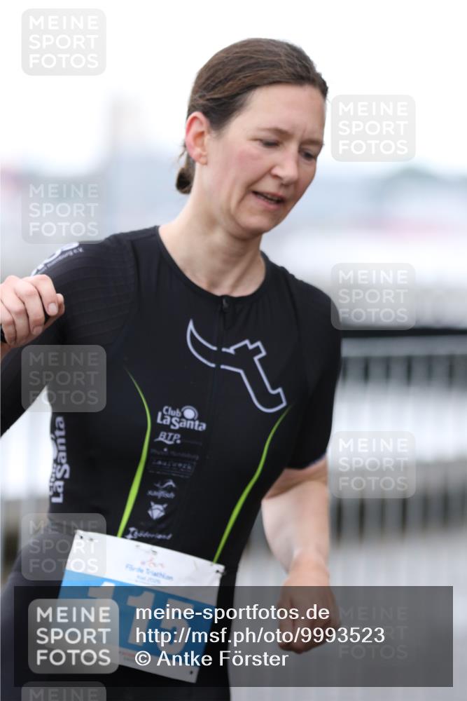 16.08.2026 - KN Förde Triathlon 2026 Antke Förster http://msf.ph/oto/9993523 16.08.2026 10:13:09 Laufen  meine-sportfotos.de