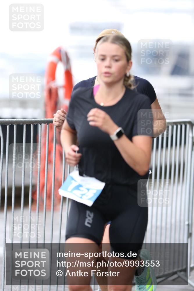 16.08.2026 - KN Förde Triathlon 2026 Antke Förster http://msf.ph/oto/9993553 16.08.2026 10:13:51 Laufen  meine-sportfotos.de