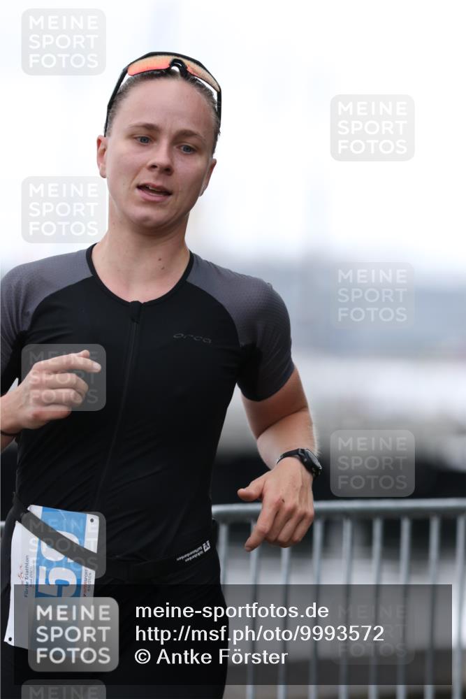 16.08.2026 - KN Förde Triathlon 2026 Antke Förster http://msf.ph/oto/9993572 16.08.2026 10:14:22 Laufen  meine-sportfotos.de
