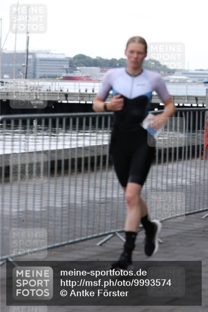 16.08.2026 - KN Förde Triathlon 2026 Antke Förster http://msf.ph/oto/9993574 16.08.2026 10:14:24 Laufen  meine-sportfotos.de