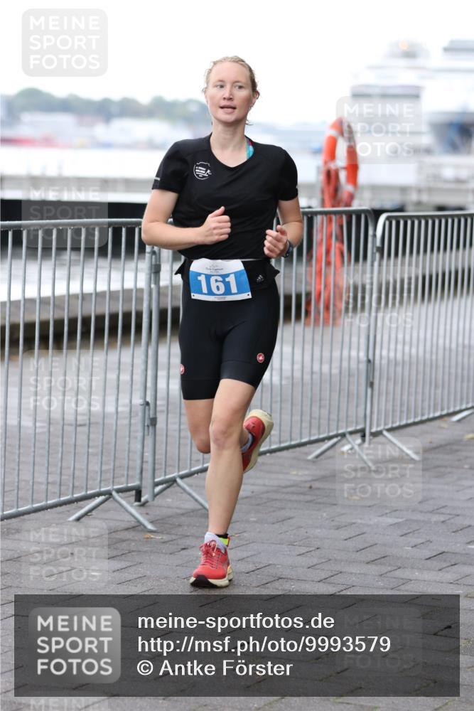 16.08.2026 - KN Förde Triathlon 2026 Antke Förster http://msf.ph/oto/9993579 16.08.2026 10:14:28 Laufen  meine-sportfotos.de
