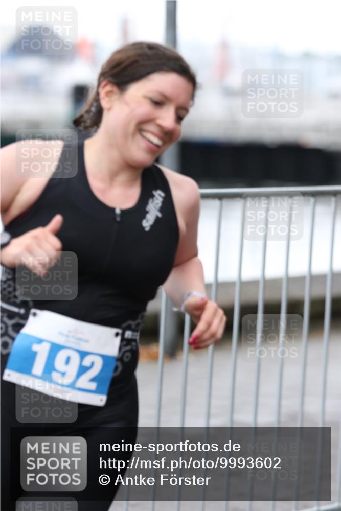 16.08.2026 - KN Förde Triathlon 2026 Antke Förster http://msf.ph/oto/9993602 16.08.2026 10:15:03 Laufen  meine-sportfotos.de
