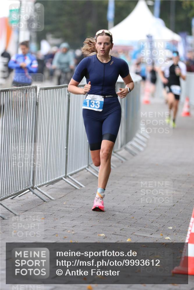 16.08.2026 - KN Förde Triathlon 2026 Antke Förster http://msf.ph/oto/9993612 16.08.2026 10:15:36 Laufen  meine-sportfotos.de