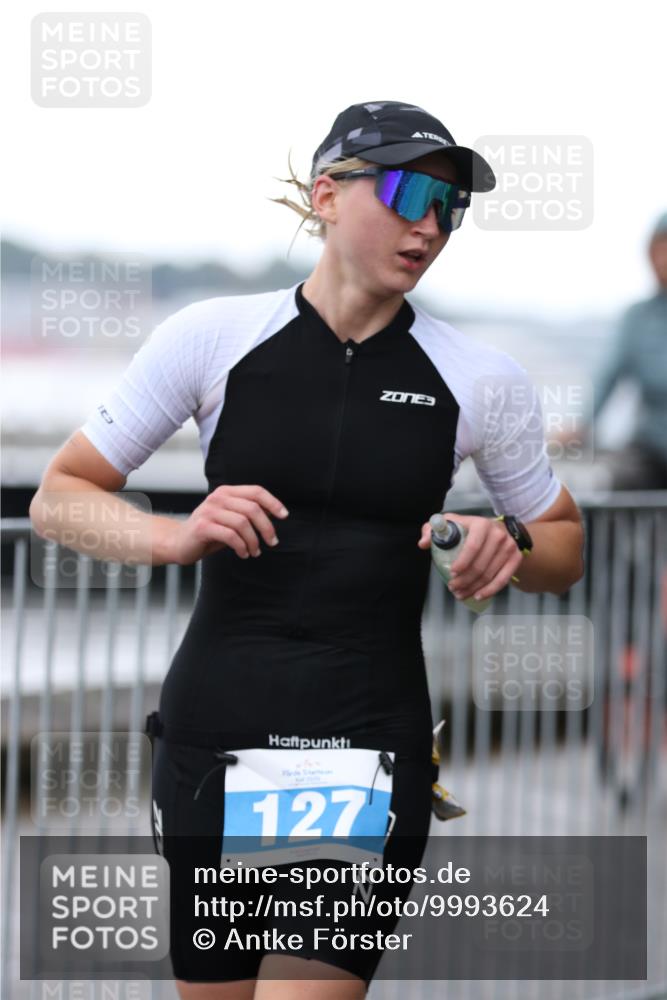 16.08.2026 - KN Förde Triathlon 2026 Antke Förster http://msf.ph/oto/9993624 16.08.2026 10:15:49 Laufen  meine-sportfotos.de