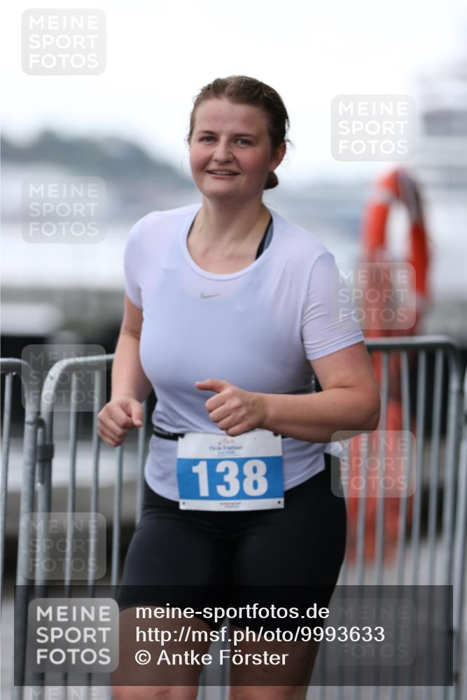 16.08.2026 - KN Förde Triathlon 2026 Antke Förster http://msf.ph/oto/9993633 16.08.2026 10:16:12 Laufen  meine-sportfotos.de