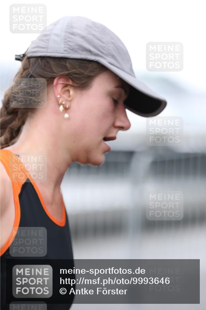 16.08.2026 - KN Förde Triathlon 2026 Antke Förster http://msf.ph/oto/9993646 16.08.2026 10:16:23 Laufen  meine-sportfotos.de