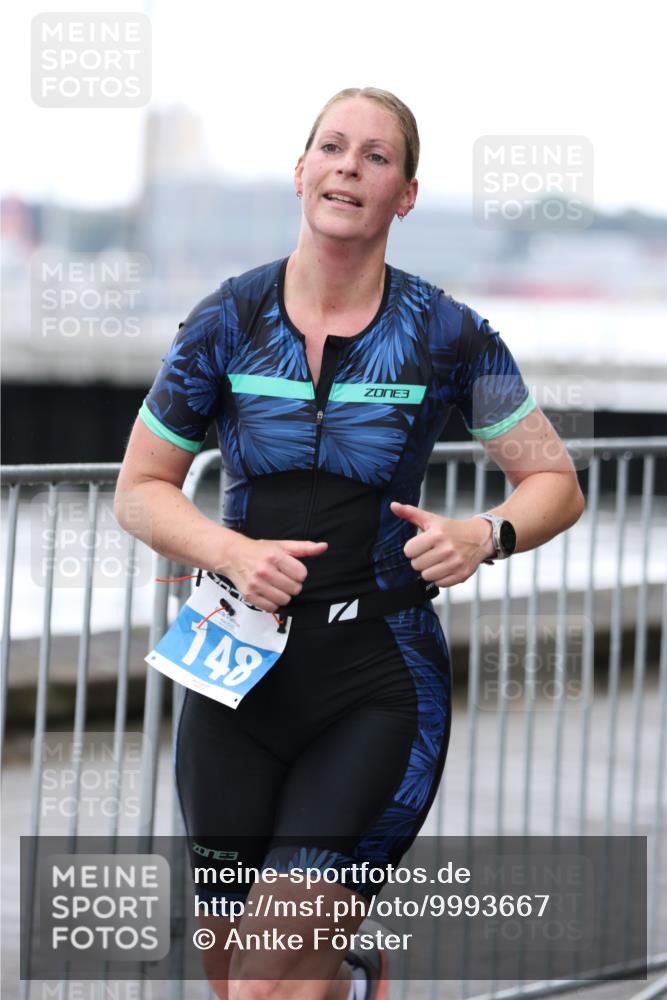 16.08.2026 - KN Förde Triathlon 2026 Antke Förster http://msf.ph/oto/9993667 16.08.2026 10:16:49 Laufen  meine-sportfotos.de