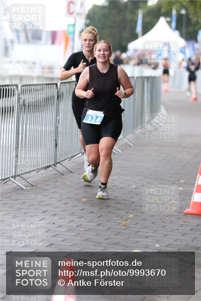 16.08.2026 - KN Förde Triathlon 2026 Antke Förster http://msf.ph/oto/9993670 16.08.2026 10:17:00 Laufen  meine-sportfotos.de