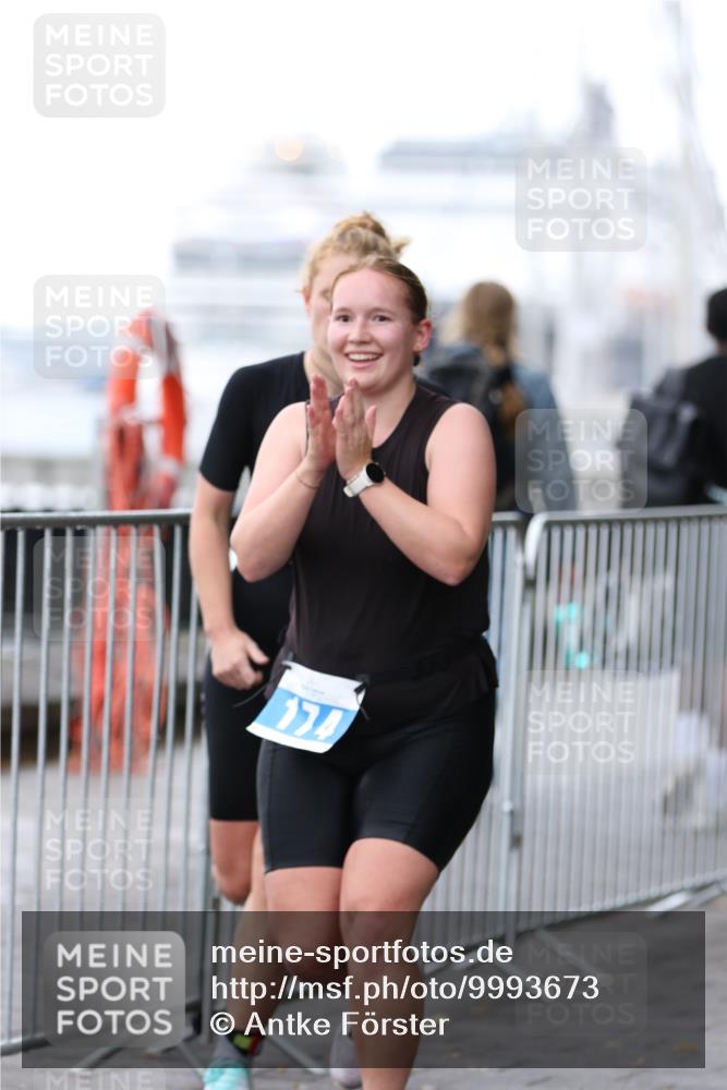 16.08.2026 - KN Förde Triathlon 2026 Antke Förster http://msf.ph/oto/9993673 16.08.2026 10:17:02 Laufen  meine-sportfotos.de