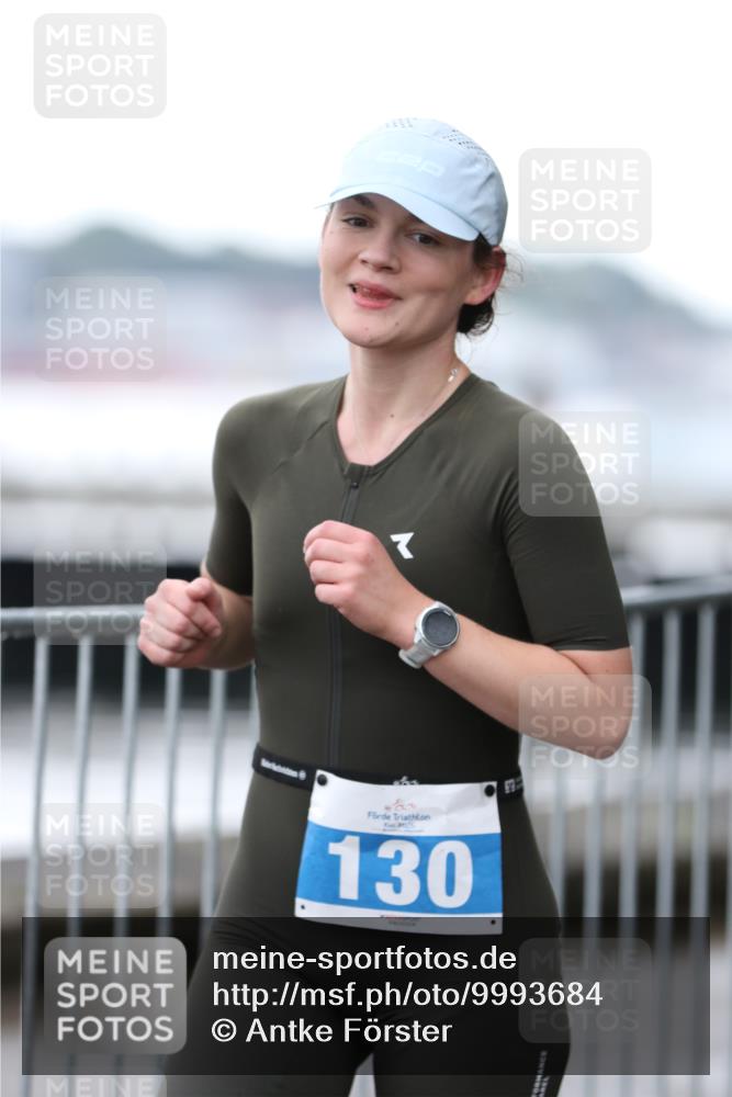 16.08.2026 - KN Förde Triathlon 2026 Antke Förster http://msf.ph/oto/9993684 16.08.2026 10:17:19 Laufen  meine-sportfotos.de