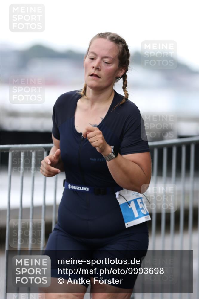 16.08.2026 - KN Förde Triathlon 2026 Antke Förster http://msf.ph/oto/9993698 16.08.2026 10:17:37 Laufen  meine-sportfotos.de