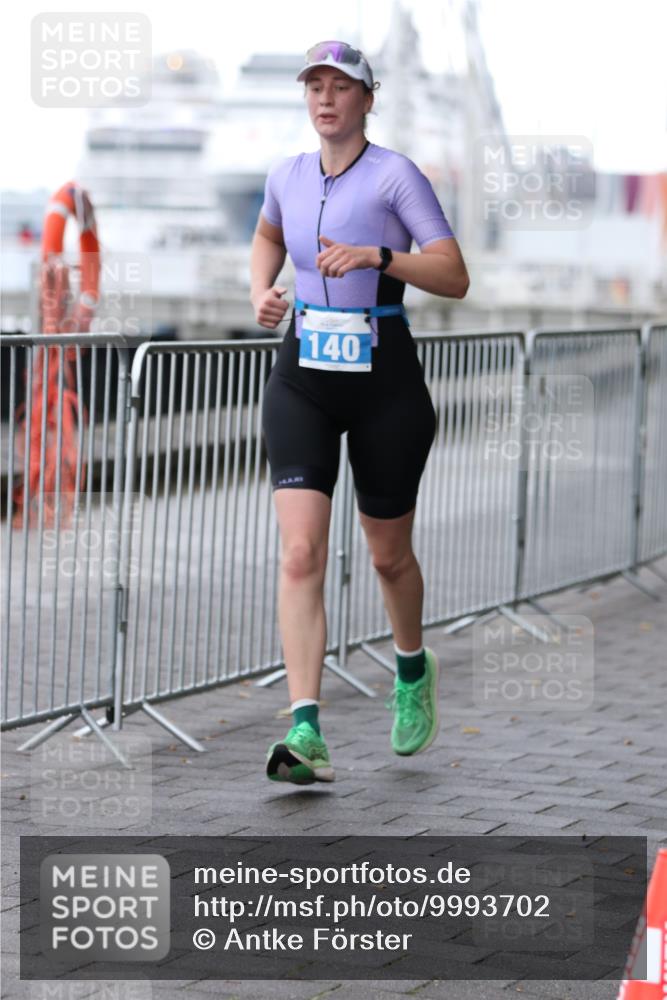 16.08.2026 - KN Förde Triathlon 2026 Antke Förster http://msf.ph/oto/9993702 16.08.2026 10:17:42 Laufen  meine-sportfotos.de