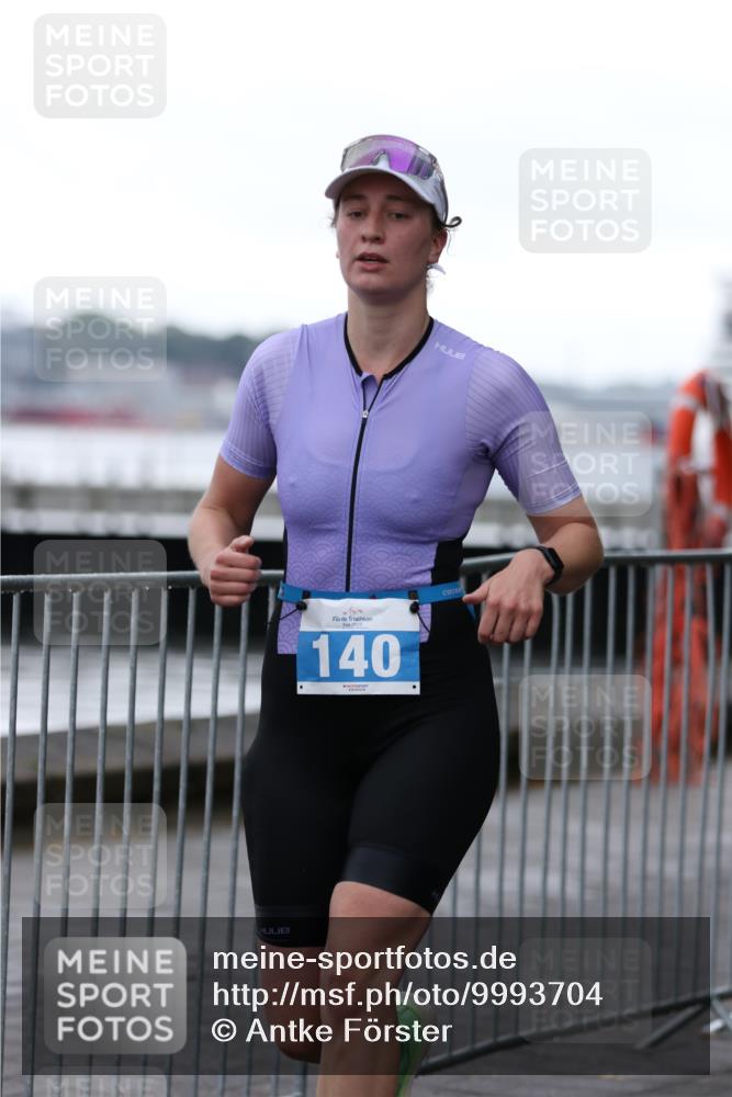 16.08.2026 - KN Förde Triathlon 2026 Antke Förster http://msf.ph/oto/9993704 16.08.2026 10:17:44 Laufen  meine-sportfotos.de