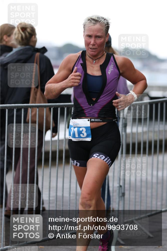 16.08.2026 - KN Förde Triathlon 2026 Antke Förster http://msf.ph/oto/9993708 16.08.2026 10:17:47 Laufen  meine-sportfotos.de