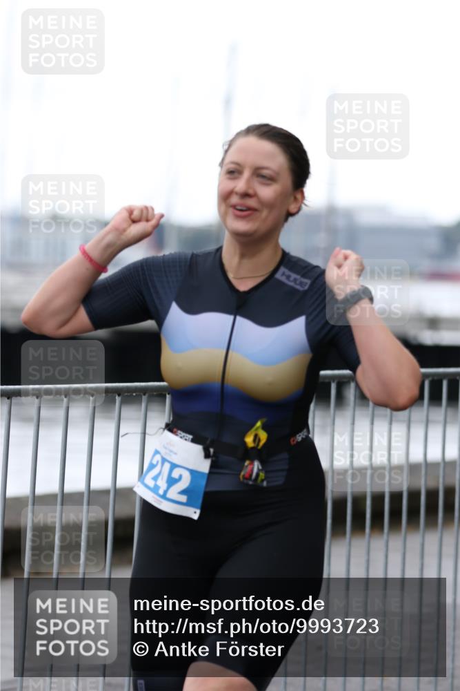16.08.2026 - KN Förde Triathlon 2026 Antke Förster http://msf.ph/oto/9993723 16.08.2026 10:18:01 Laufen  meine-sportfotos.de
