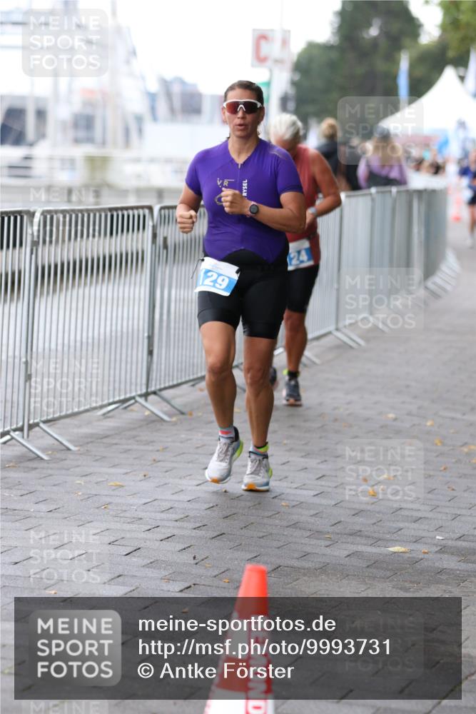 16.08.2026 - KN Förde Triathlon 2026 Antke Förster http://msf.ph/oto/9993731 16.08.2026 10:18:10 Laufen  meine-sportfotos.de
