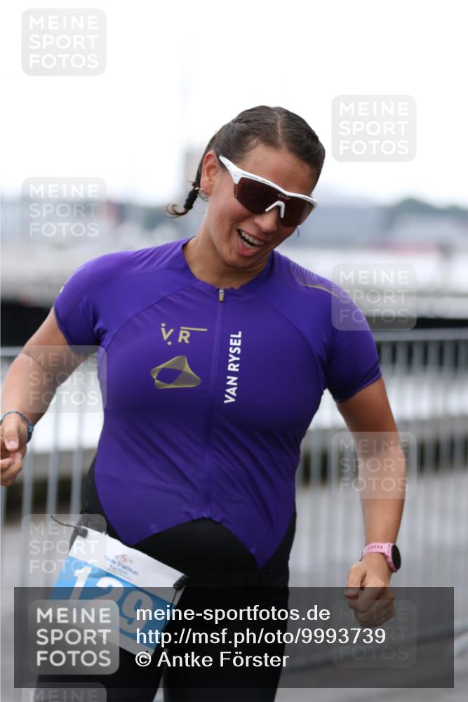 16.08.2026 - KN Förde Triathlon 2026 Antke Förster http://msf.ph/oto/9993739 16.08.2026 10:18:13 Laufen  meine-sportfotos.de