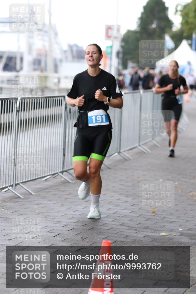 16.08.2026 - KN Förde Triathlon 2026 Antke Förster http://msf.ph/oto/9993762 16.08.2026 10:18:37 Laufen  meine-sportfotos.de