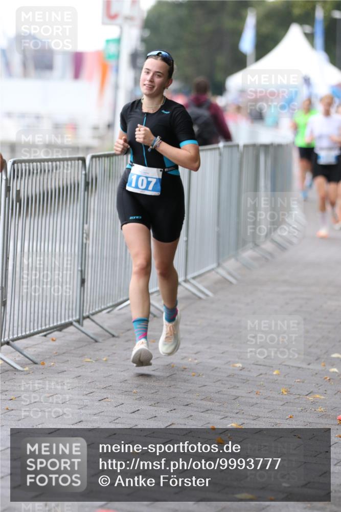 16.08.2026 - KN Förde Triathlon 2026 Antke Förster http://msf.ph/oto/9993777 16.08.2026 10:19:09 Laufen  meine-sportfotos.de