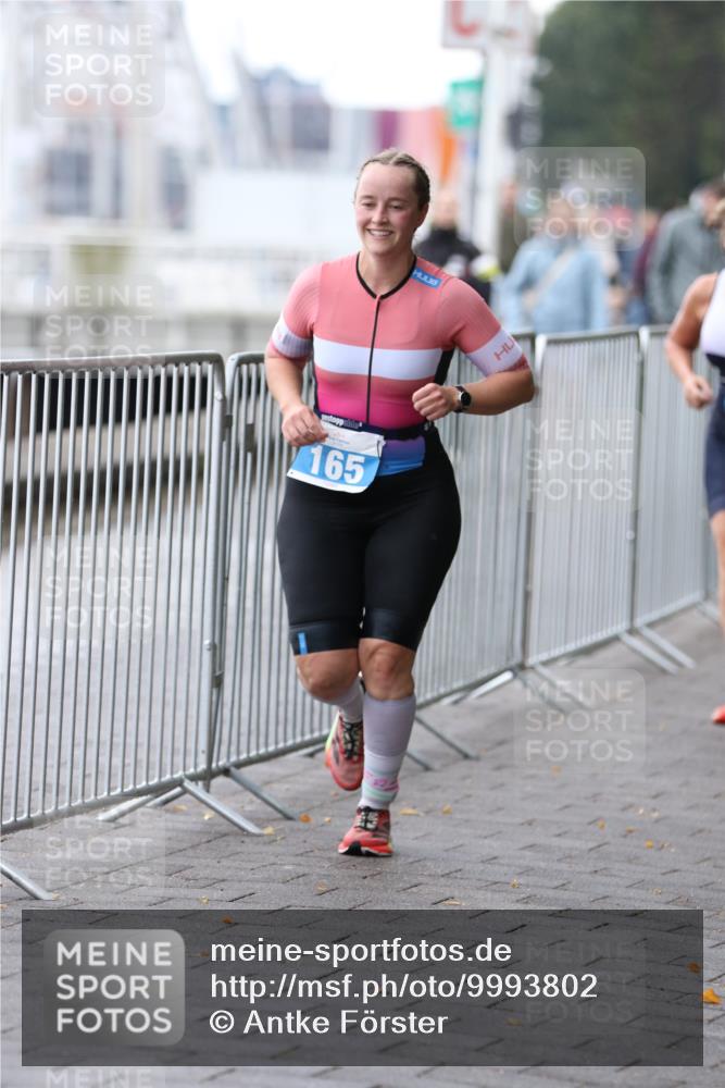 16.08.2026 - KN Förde Triathlon 2026 Antke Förster http://msf.ph/oto/9993802 16.08.2026 10:19:40 Laufen  meine-sportfotos.de