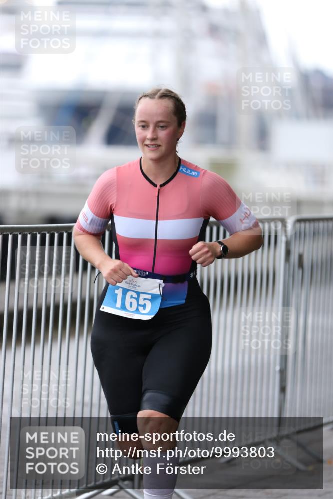 16.08.2026 - KN Förde Triathlon 2026 Antke Förster http://msf.ph/oto/9993803 16.08.2026 10:19:42 Laufen  meine-sportfotos.de