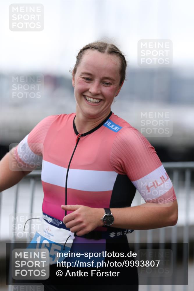 16.08.2026 - KN Förde Triathlon 2026 Antke Förster http://msf.ph/oto/9993807 16.08.2026 10:19:44 Laufen  meine-sportfotos.de