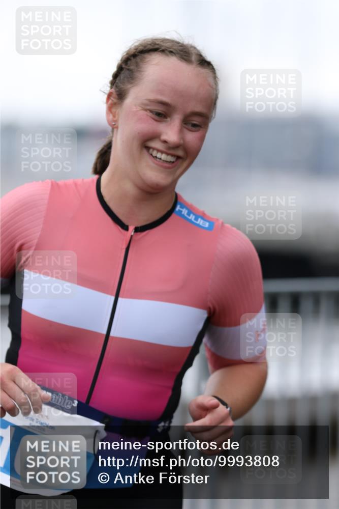 16.08.2026 - KN Förde Triathlon 2026 Antke Förster http://msf.ph/oto/9993808 16.08.2026 10:19:44 Laufen  meine-sportfotos.de