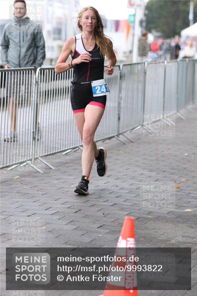 16.08.2026 - KN Förde Triathlon 2026 Antke Förster http://msf.ph/oto/9993822 16.08.2026 10:20:03 Laufen  meine-sportfotos.de