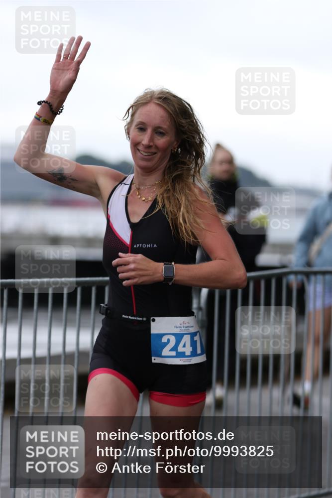 16.08.2026 - KN Förde Triathlon 2026 Antke Förster http://msf.ph/oto/9993825 16.08.2026 10:20:05 Laufen  meine-sportfotos.de
