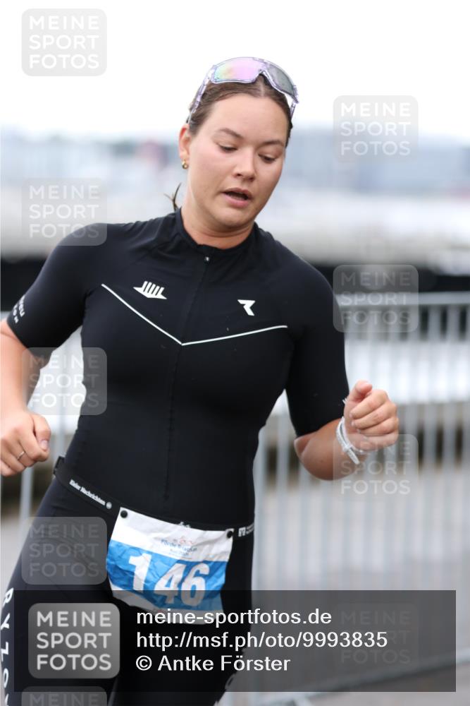 16.08.2026 - KN Förde Triathlon 2026 Antke Förster http://msf.ph/oto/9993835 16.08.2026 10:20:23 Laufen  meine-sportfotos.de