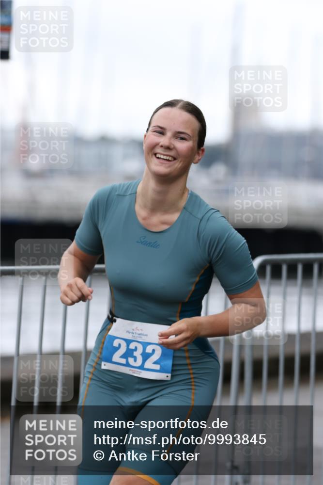 16.08.2026 - KN Förde Triathlon 2026 Antke Förster http://msf.ph/oto/9993845 16.08.2026 10:20:31 Laufen  meine-sportfotos.de