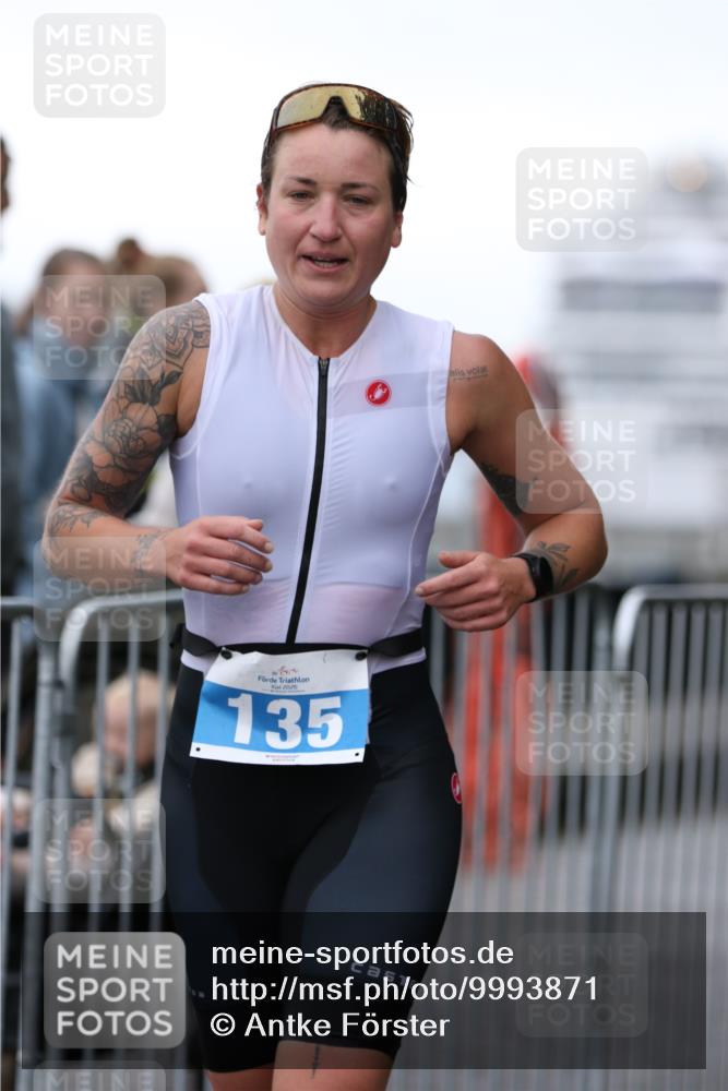 16.08.2026 - KN Förde Triathlon 2026 Antke Förster http://msf.ph/oto/9993871 16.08.2026 10:20:59 Laufen  meine-sportfotos.de