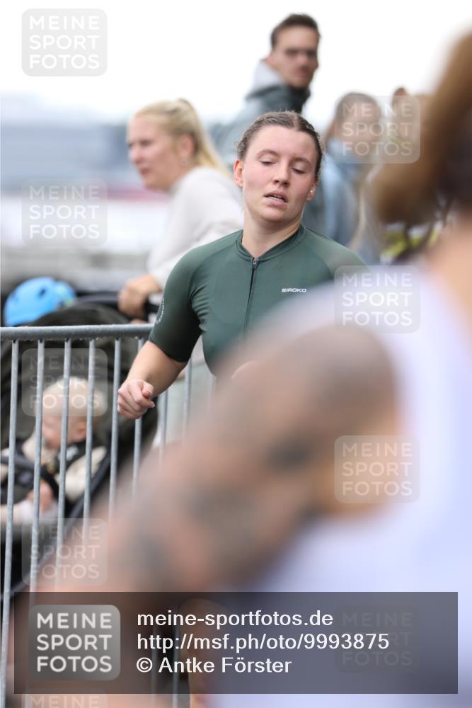 16.08.2026 - KN Förde Triathlon 2026 Antke Förster http://msf.ph/oto/9993875 16.08.2026 10:21:02 Laufen  meine-sportfotos.de