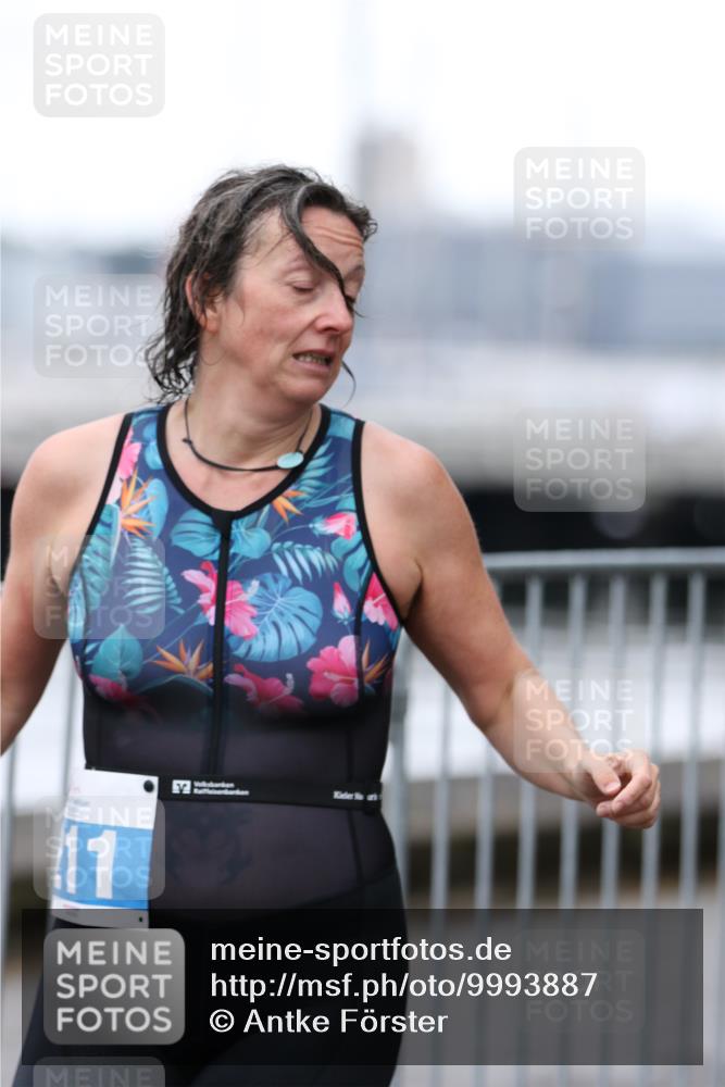 16.08.2026 - KN Förde Triathlon 2026 Antke Förster http://msf.ph/oto/9993887 16.08.2026 10:21:19 Laufen  meine-sportfotos.de