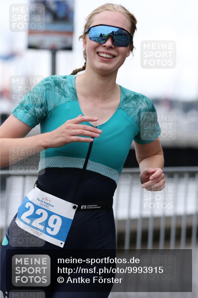 16.08.2026 - KN Förde Triathlon 2026 Antke Förster http://msf.ph/oto/9993915 16.08.2026 10:21:48 Laufen  meine-sportfotos.de
