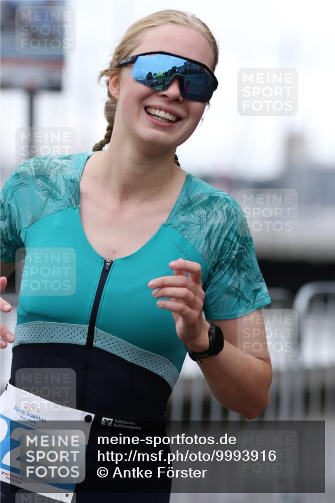 16.08.2026 - KN Förde Triathlon 2026 Antke Förster http://msf.ph/oto/9993916 16.08.2026 10:21:49 Laufen  meine-sportfotos.de