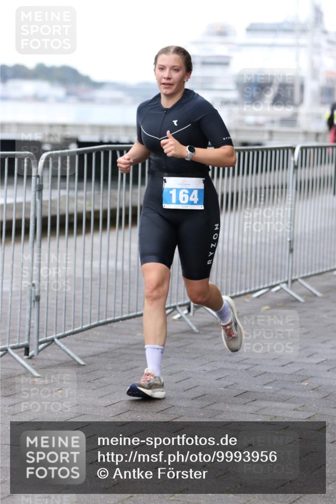 16.08.2026 - KN Förde Triathlon 2026 Antke Förster http://msf.ph/oto/9993956 16.08.2026 10:22:32 Laufen  meine-sportfotos.de
