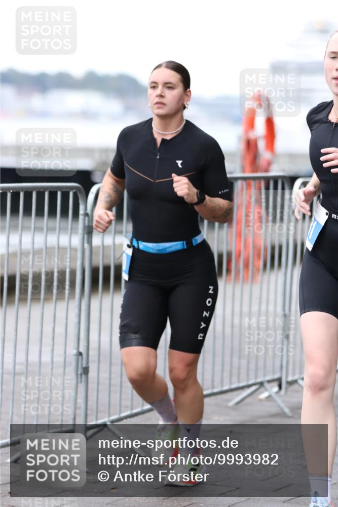 16.08.2026 - KN Förde Triathlon 2026 Antke Förster http://msf.ph/oto/9993982 16.08.2026 10:23:03 Laufen  meine-sportfotos.de