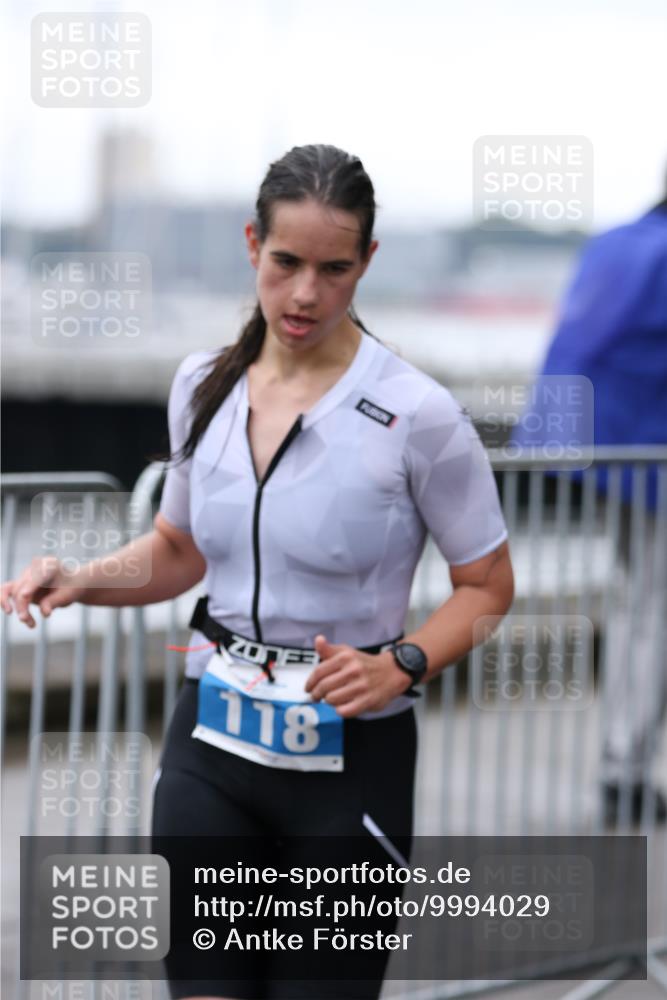 16.08.2026 - KN Förde Triathlon 2026 Antke Förster http://msf.ph/oto/9994029 16.08.2026 10:24:12 Laufen  meine-sportfotos.de