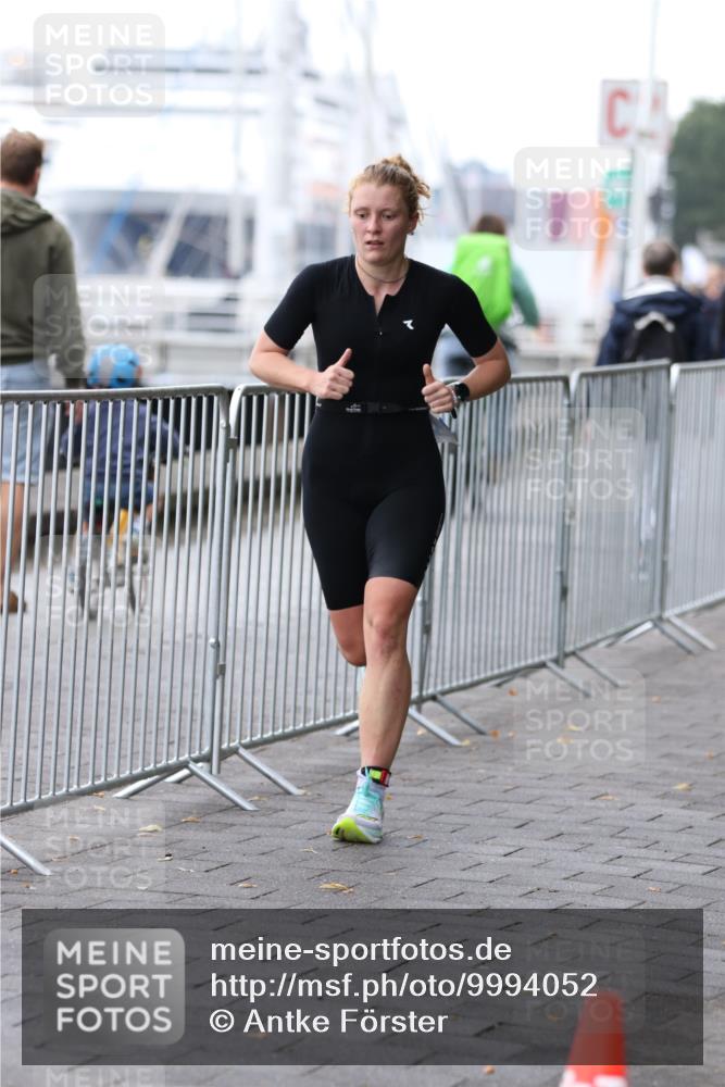 16.08.2026 - KN Förde Triathlon 2026 Antke Förster http://msf.ph/oto/9994052 16.08.2026 10:25:04 Laufen  meine-sportfotos.de