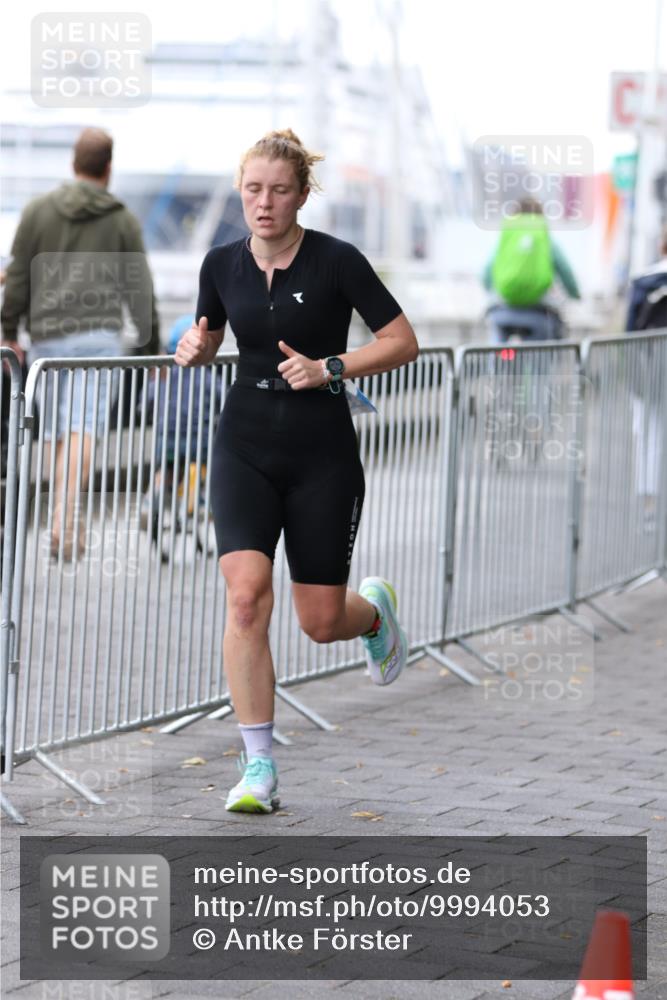 16.08.2026 - KN Förde Triathlon 2026 Antke Förster http://msf.ph/oto/9994053 16.08.2026 10:25:04 Laufen  meine-sportfotos.de