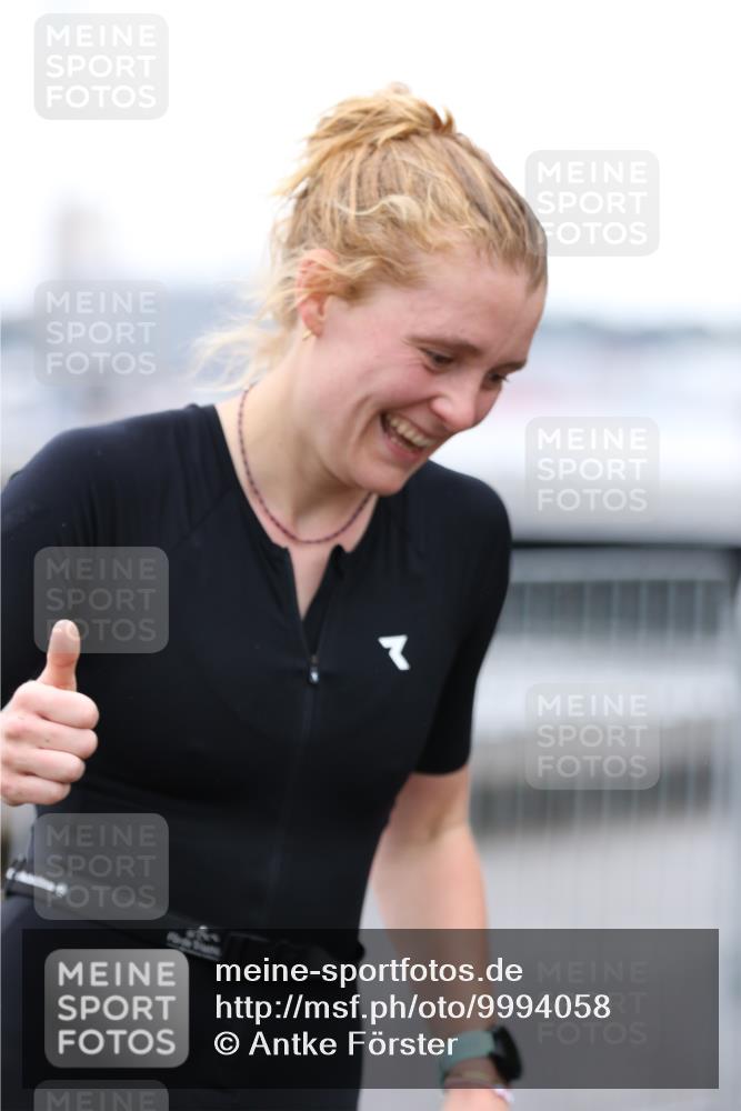 16.08.2026 - KN Förde Triathlon 2026 Antke Förster http://msf.ph/oto/9994058 16.08.2026 10:25:07 Laufen  meine-sportfotos.de