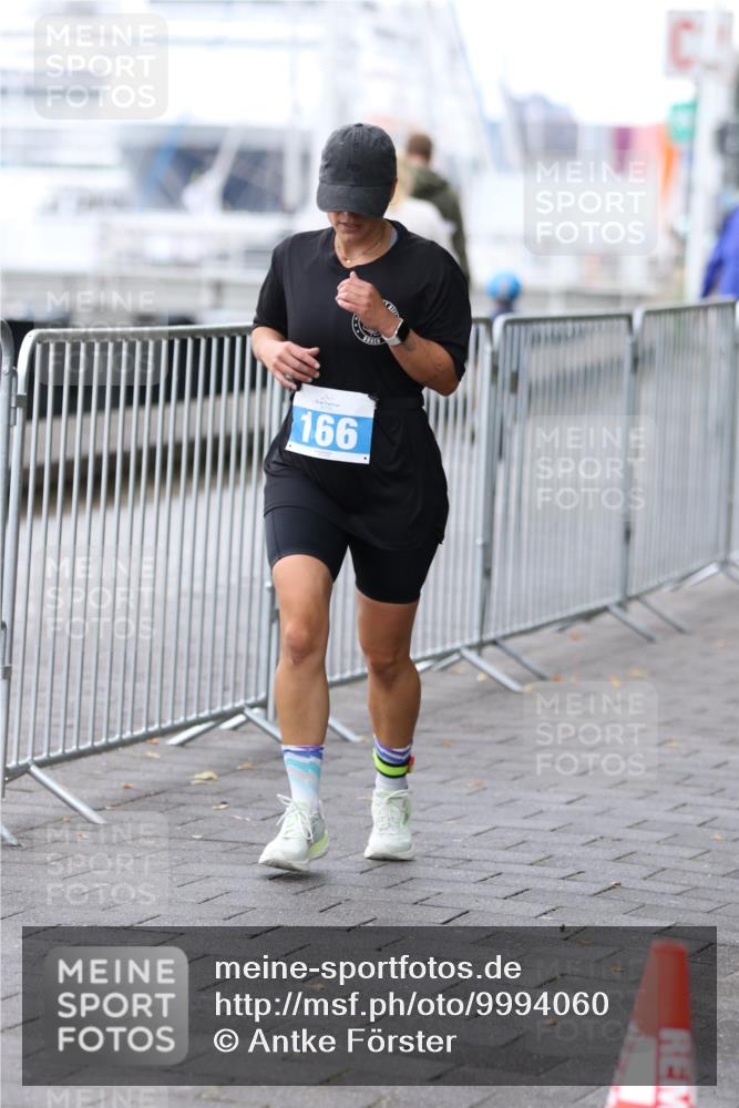 16.08.2026 - KN Förde Triathlon 2026 Antke Förster http://msf.ph/oto/9994060 16.08.2026 10:25:13 Laufen  meine-sportfotos.de