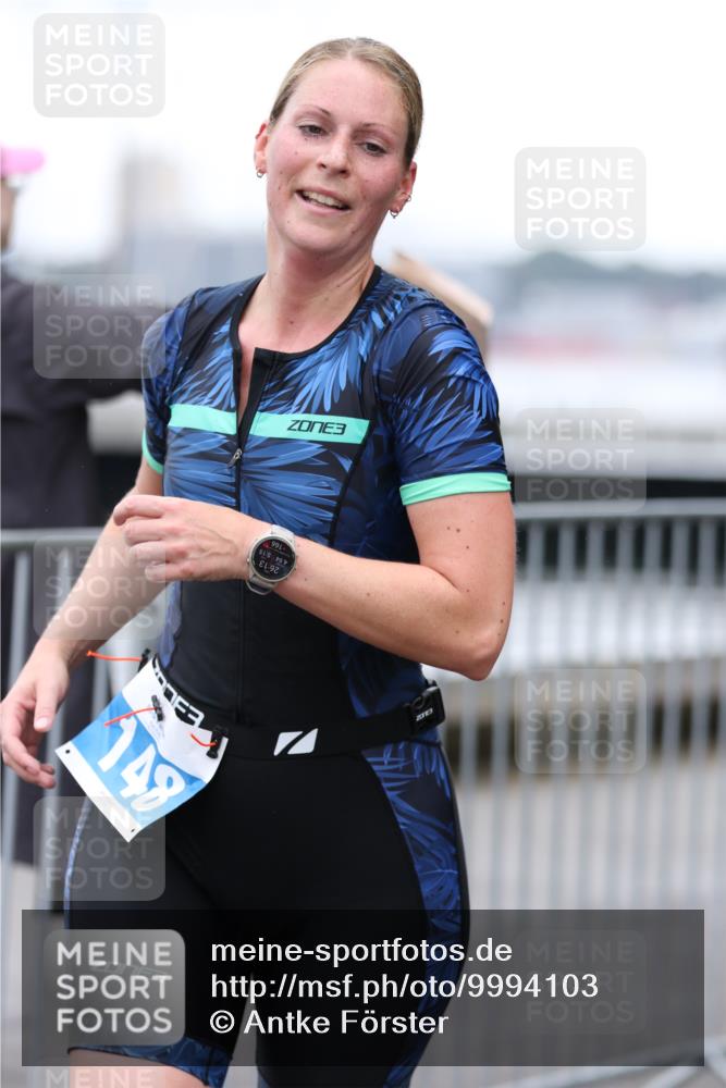 16.08.2026 - KN Förde Triathlon 2026 Antke Förster http://msf.ph/oto/9994103 16.08.2026 10:25:58 Laufen  meine-sportfotos.de
