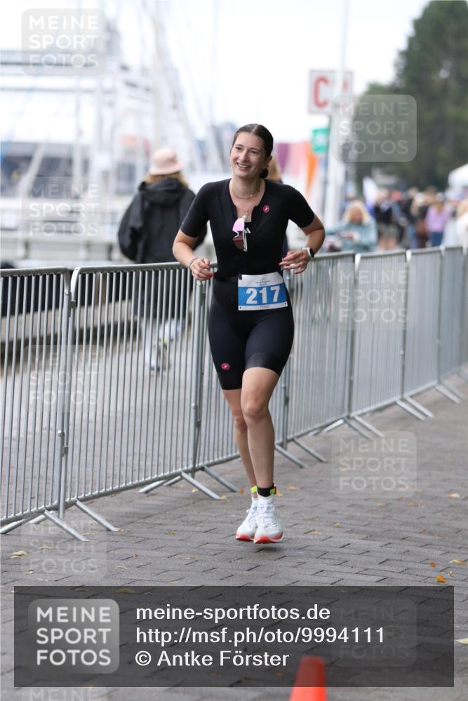 16.08.2026 - KN Förde Triathlon 2026 Antke Förster http://msf.ph/oto/9994111 16.08.2026 10:26:18 Laufen  meine-sportfotos.de