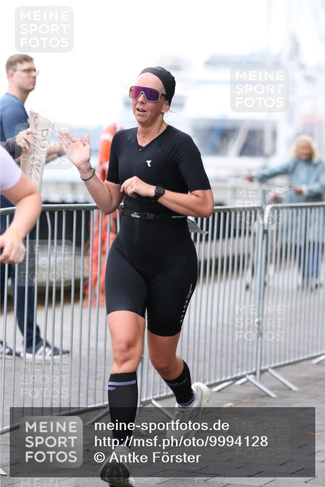 16.08.2026 - KN Förde Triathlon 2026 Antke Förster http://msf.ph/oto/9994128 16.08.2026 10:26:33 Laufen  meine-sportfotos.de
